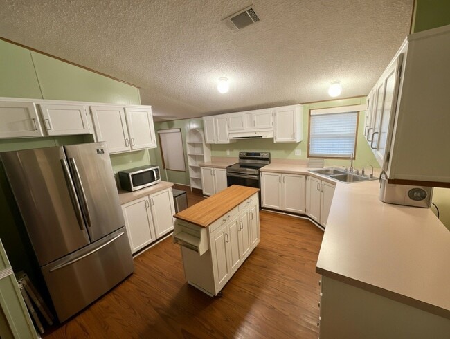 Building Photo - 34693 SW 188th Way
