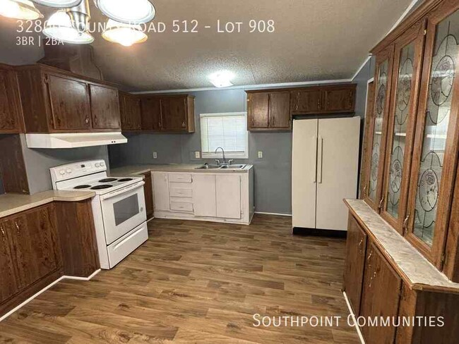 Foto del edificio - 32800 Co Rd 512
