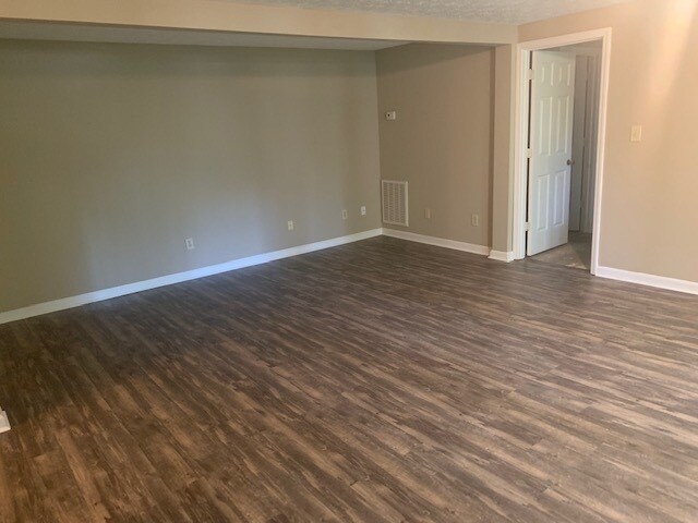 Foto del edificio - 3918 Timberlake Rd