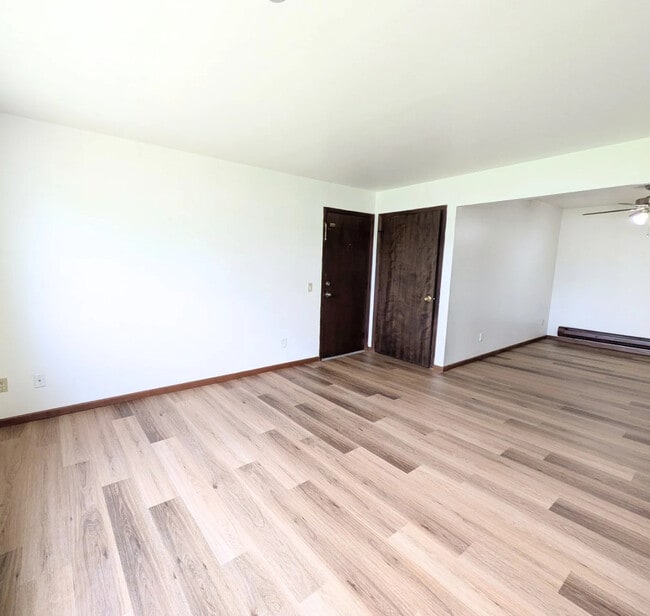 Foto del edificio - Sunset Lane Apartments
