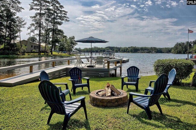 Foto del edificio - 435 State Rd S-32-1194