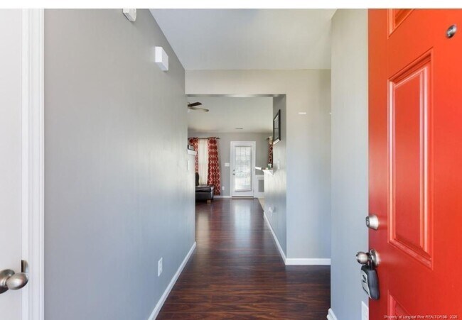 Foto del edificio - 476 Blackhawk Lane