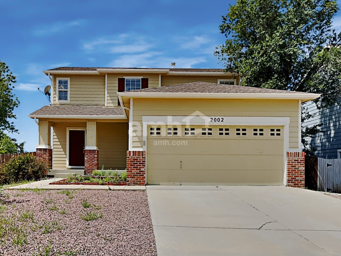 Foto principal - 2002 Springside Dr