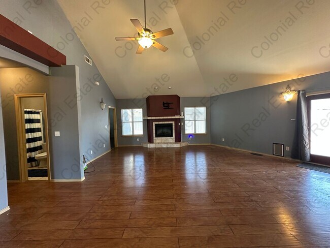 Foto del edificio - Beautiful 3 bedroom 2 bathroom home.