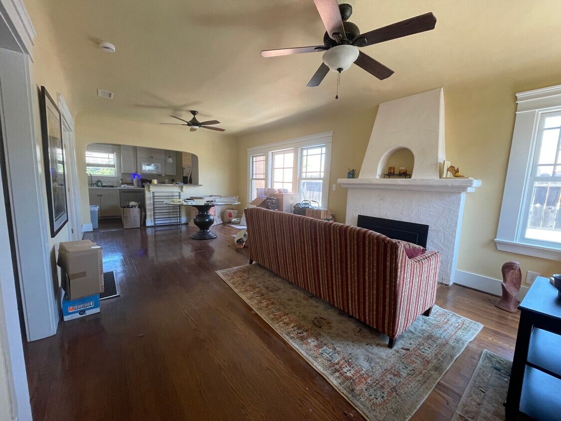Foto principal - 3794 Arnold Ave