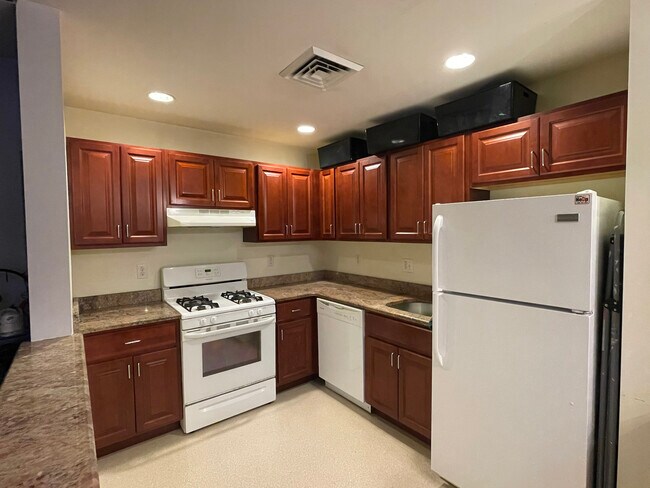 Foto del edificio - 1600 Church Rd