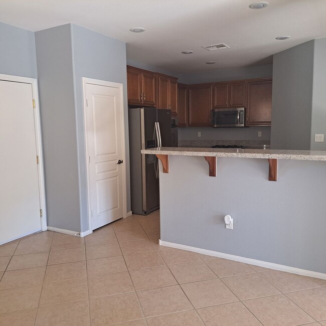 Building Photo - A Fabulous 3 Bedroom House in Summerlin