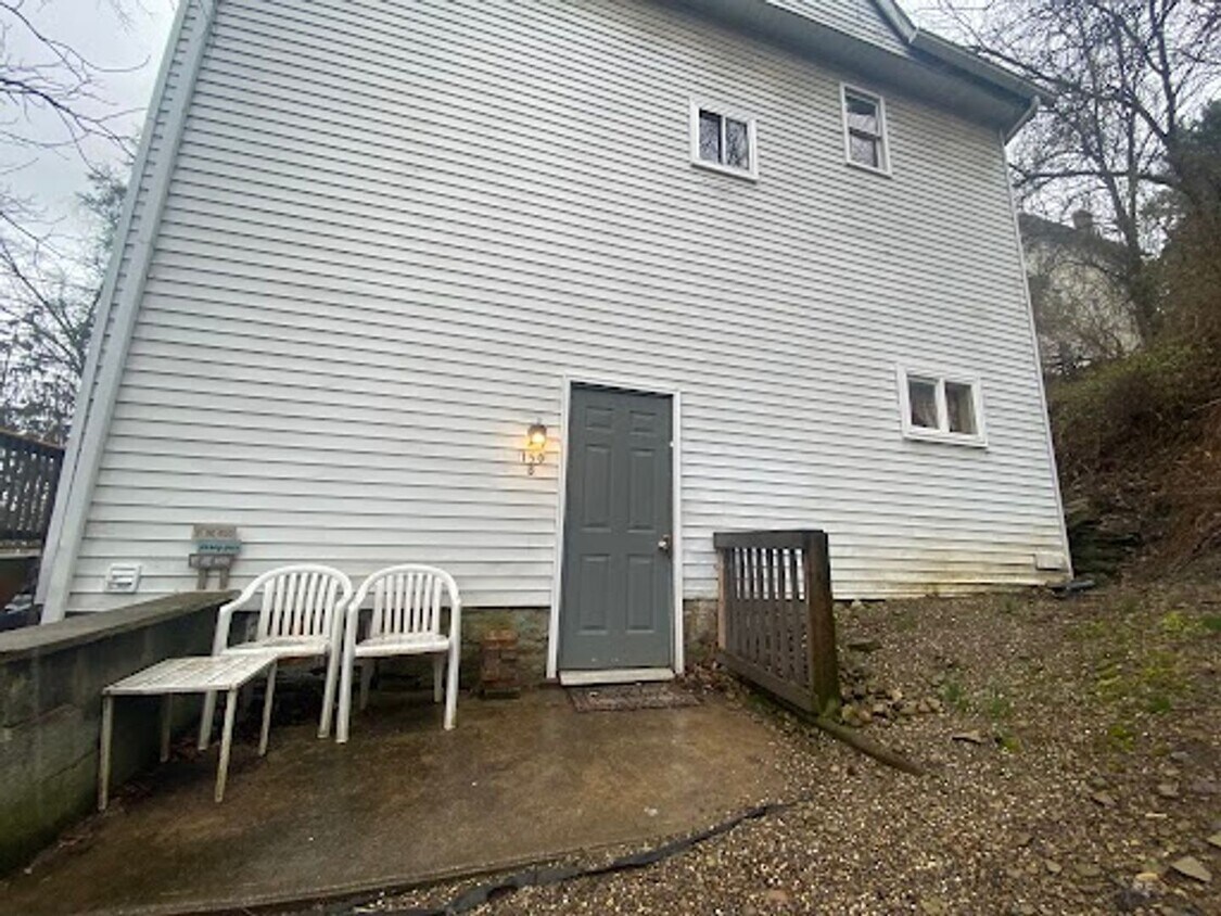Primary Photo - 150 Wellen Ave