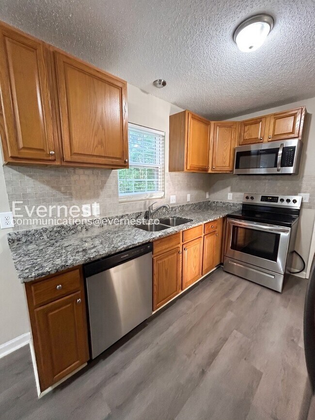 Foto del edificio - 3612 Mizell Rd