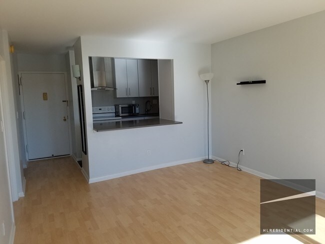 Foto del edificio - 2540 Shore Blvd