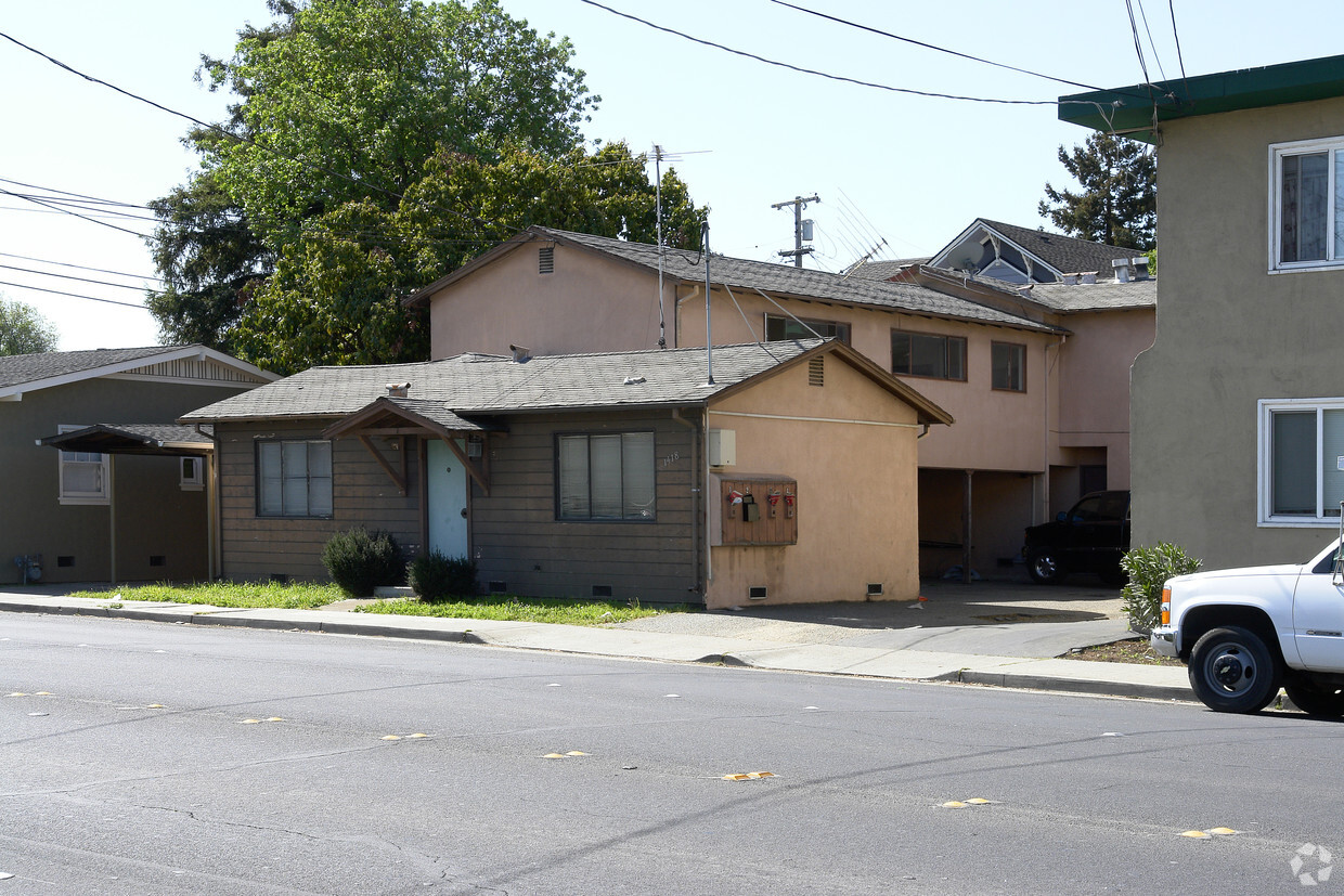 Foto principal - 1418 Middlefield Rd