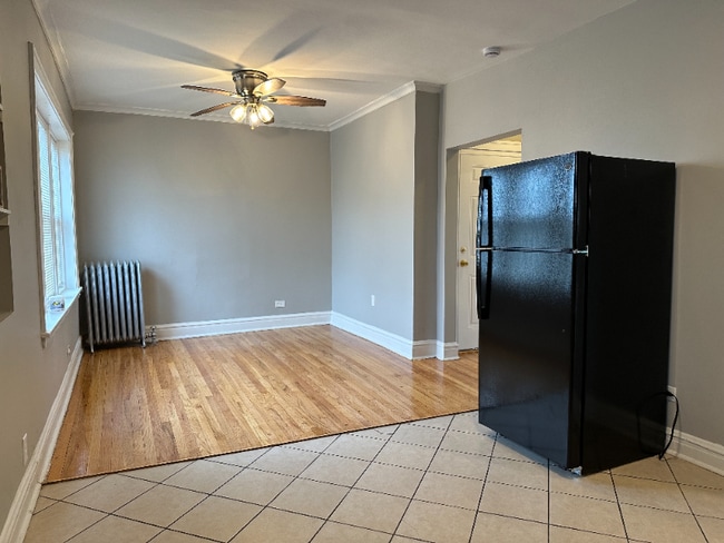 Foto del edificio - 5601-5607 W Wabansia Ave