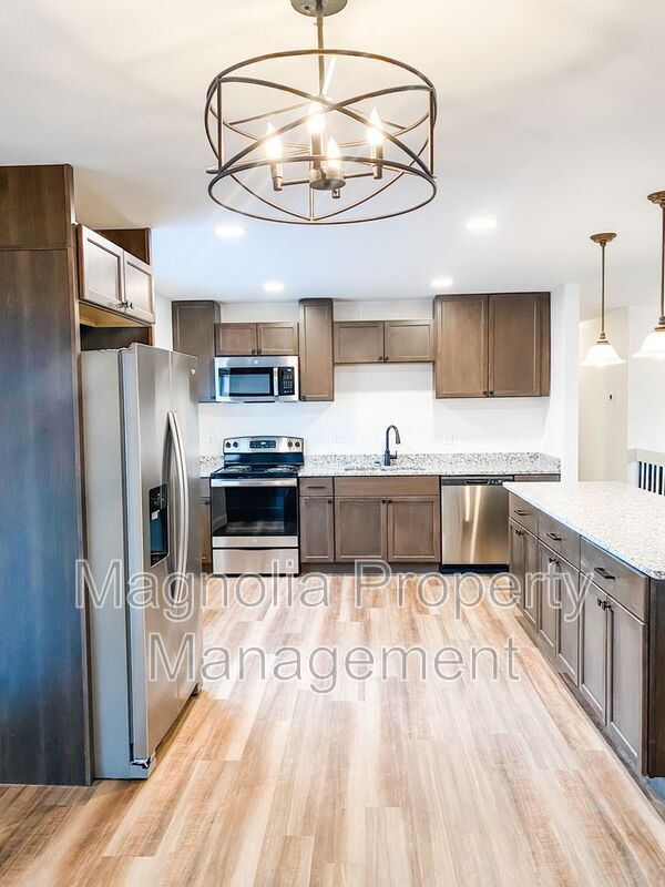 Building Photo - 1187 Applewood Dr
