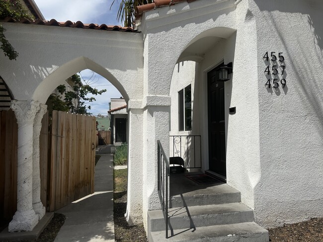 Building Photo - 455 W Cowles St