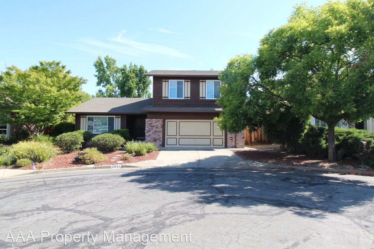 Foto principal - 4 br, 2.5 bath House - 4341 Rosina Ct.