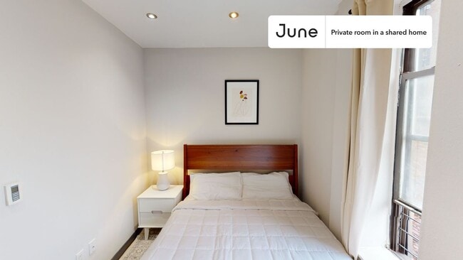 Building Photo - Room in Shared 3 bed/1 bath home in Upper West Side