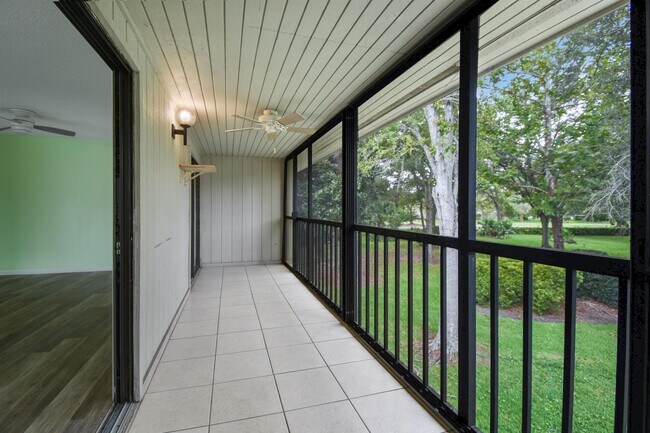 Building Photo - 20 Alcira Ct