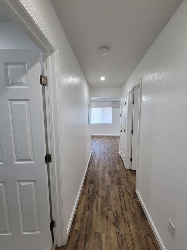 Building Photo - Stylish & Modern 1-Bedroom Retreat Steps f...