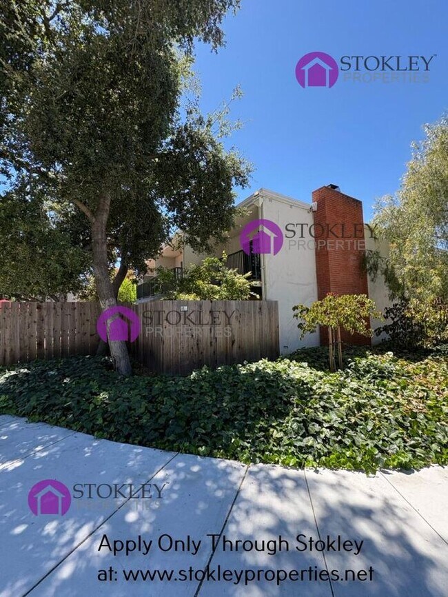 Building Photo - 1411 Creekside Dr