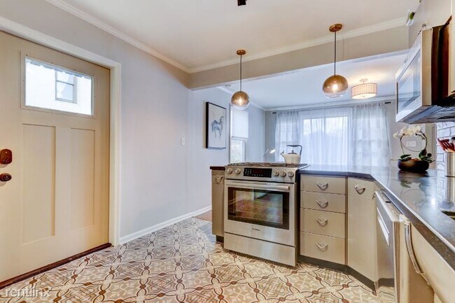 Foto del edificio - 3 br, 2 bath House - 1036 Ashwood Pl