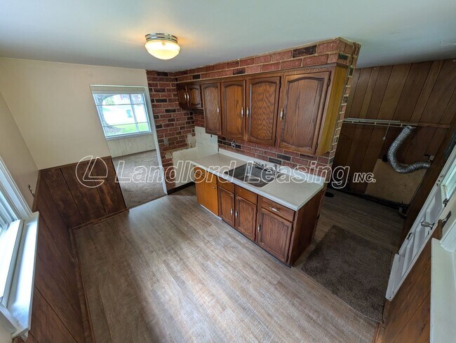 Foto del edificio - Quaint 3 Bedroom Home with Garage.