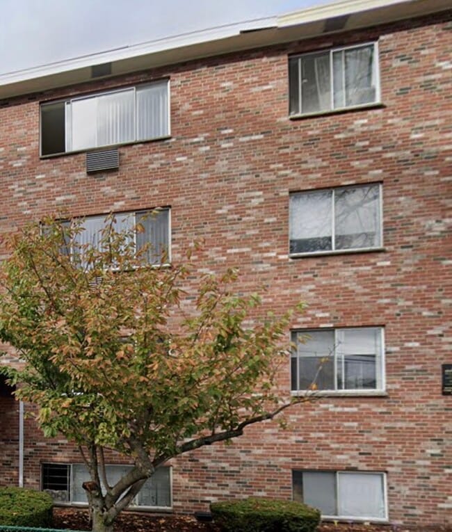Building Photo - 91 Gardner St