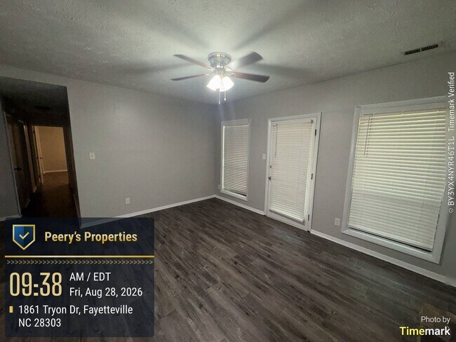 Building Photo - 1861 Tryon Dr