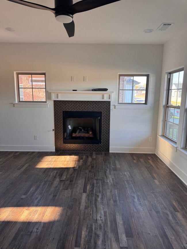 Foto del edificio - 222 Nebo St