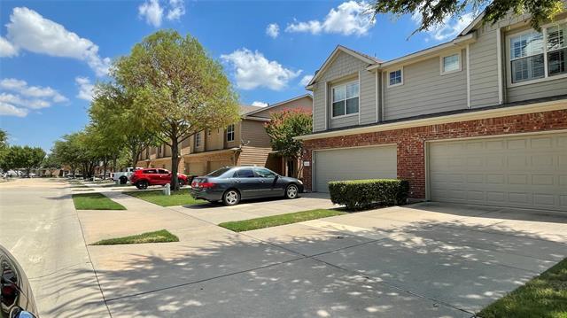 Building Photo - 3220 Tarrant Ln