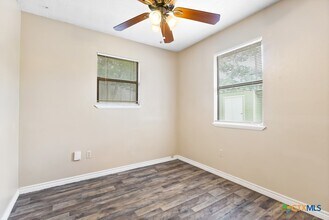 Building Photo - 185 Black Bass Rd
