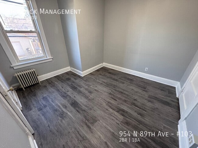 Foto del edificio - 954 89th Ave W