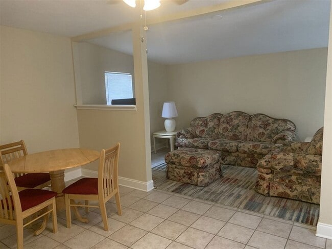 Photo - 411 E 7th Ave Apartment