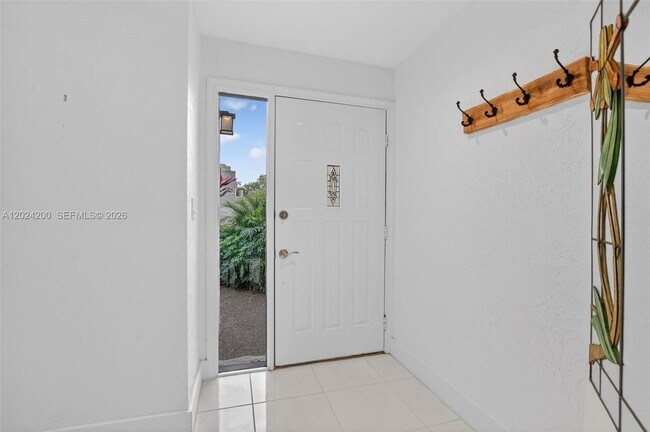 Foto del edificio - 7906 Granada Pl