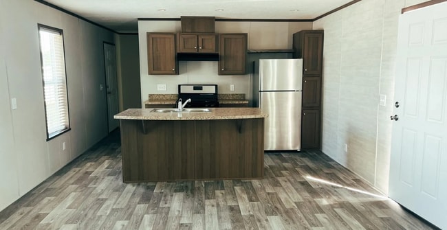 Building Photo - 6623 Sleepy Hollow Blvd