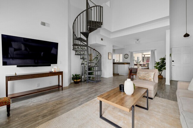 Foto del edificio - 4301 Fulton Ave
