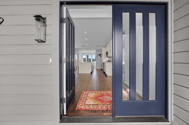 Foto del edificio - "Coastal Comfort Awaits: Spacious 3-Bed, 3-Bath Furnished Retreat in Moss Creek on the Marsh!"