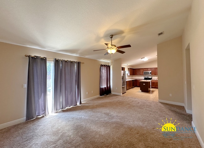 Building Photo - Desirable location and Beautiful Home with...