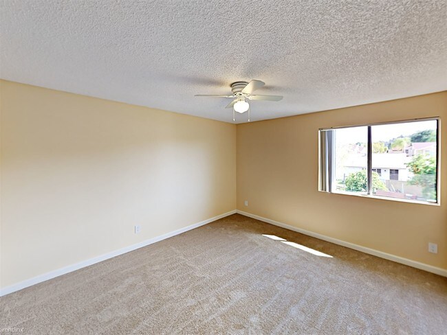 Building Photo - 2 br, 2 bath Apartment - 450 Jamacha Rd Apt H