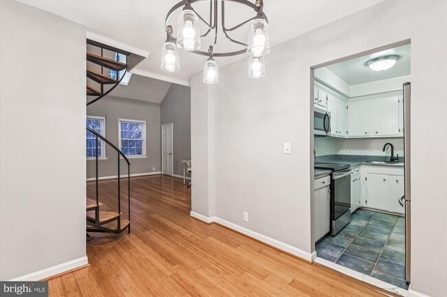 Building Photo - 4640 36th St S