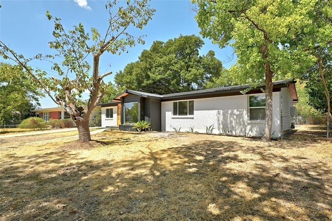 Building Photo - 5102 Ravensdale Ln