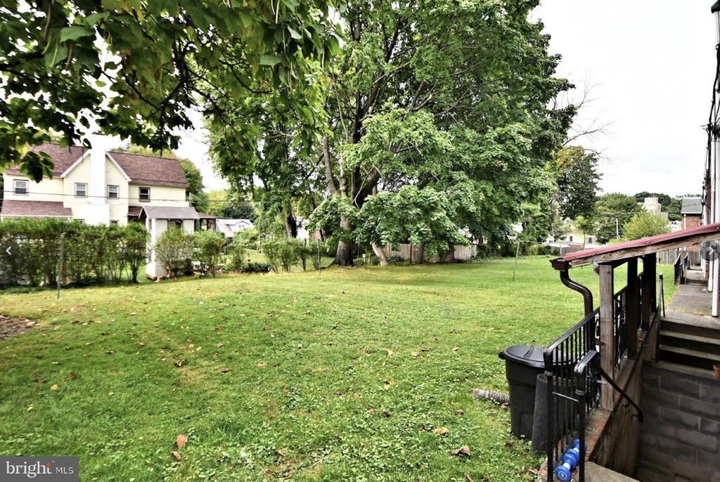 Primary Photo - 100 Borbeck Ave