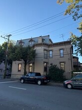 Building Photo - 501 Russell St