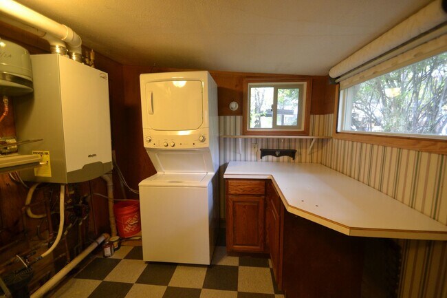 Foto del edificio - Cheyenne Canyon Ranch Style Home!
