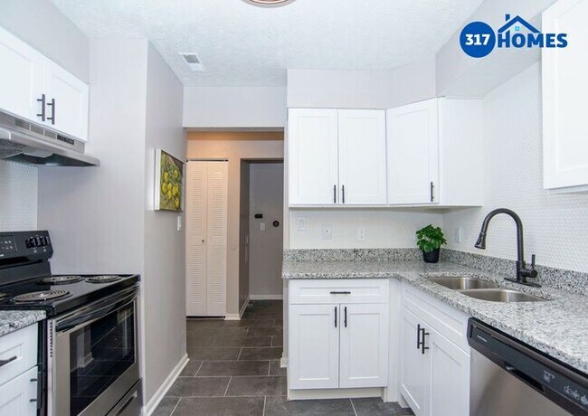 Foto del edificio - 2059 Northdale Lake Dr