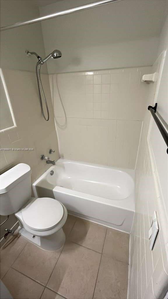 Foto del edificio - 554 NE 68th St