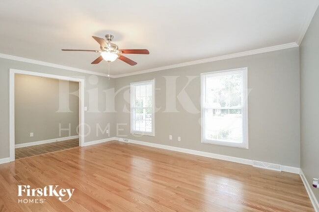 Building Photo - 6101 Bobbybrook Dr