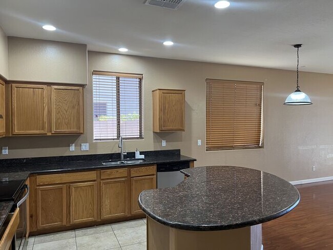 Building Photo - 7129 W KINGS AVE, Peoria, AZ 85382