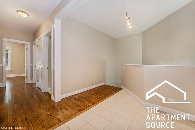 Foto del edificio - 1804 N Sheffield Ave