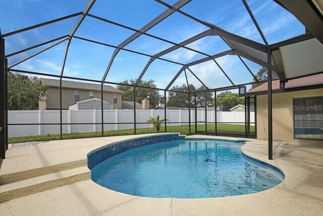 Building Photo - 423 Van Reed Manor Dr