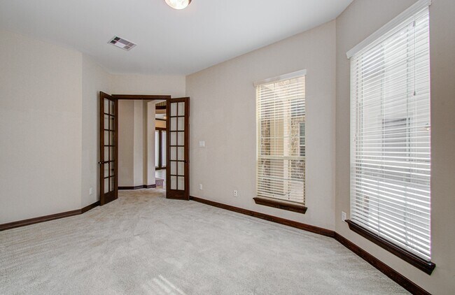 Foto del edificio - 5711 Avon Landing Ln